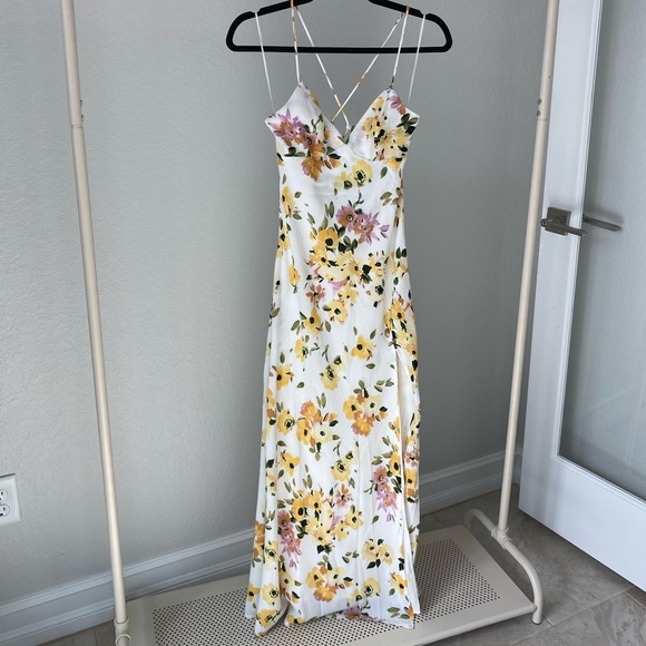 Princess Polly Floral Maxi Dress - Picture 6 of 11